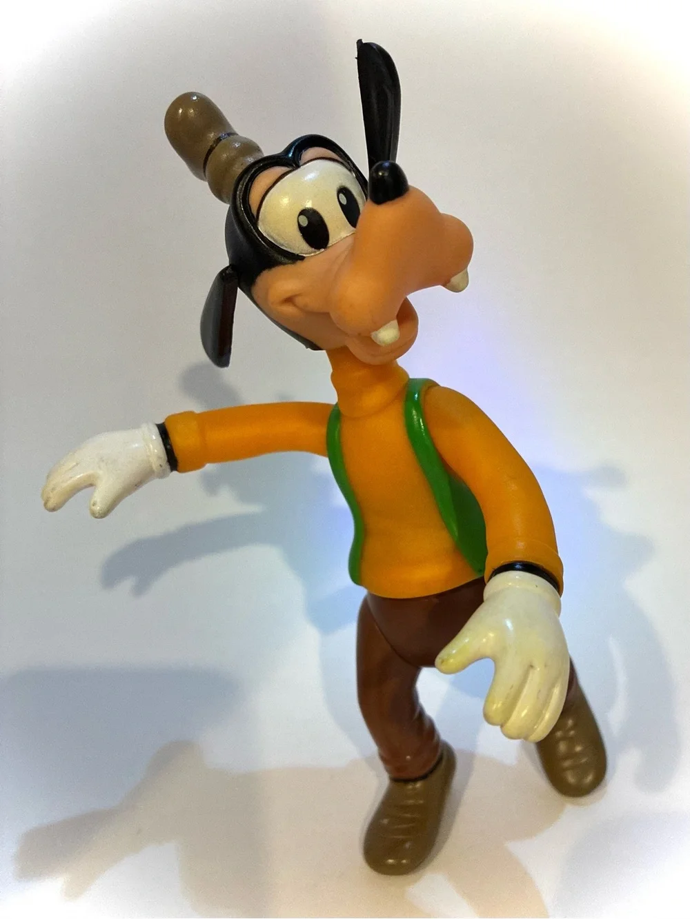 Vintage Disney’s GOOFY Poseable Figure, 6.5 inch.  1986